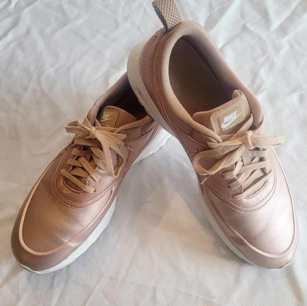 Nike Air Max rose gold